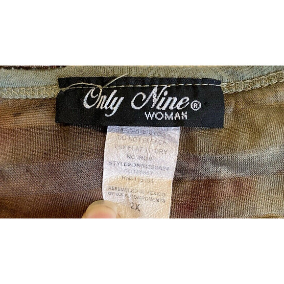 Only Nine Woman Blouse Plus Size 2X VNeck Ruffled Multicolor Boho Pullover Top - Picture 5 of 10